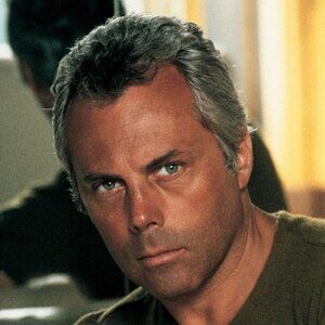 Armani Collezioni (ITALY) Men's Pure Wool Charcoal Plaid Luxury Blazer